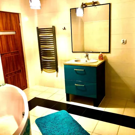 Feriehus Jagoda Duzy W Gorach 12-15 Osob,jacuzzi, Kominek,bilard Zabrzez